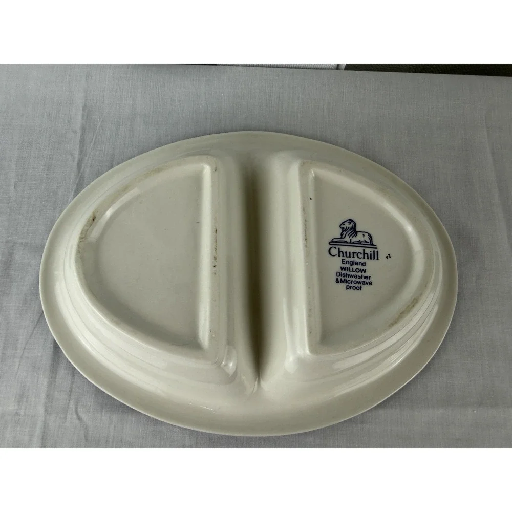 Vintage Churchill Blue Willow Oval Divided Vegetable Dish England 9 7/8